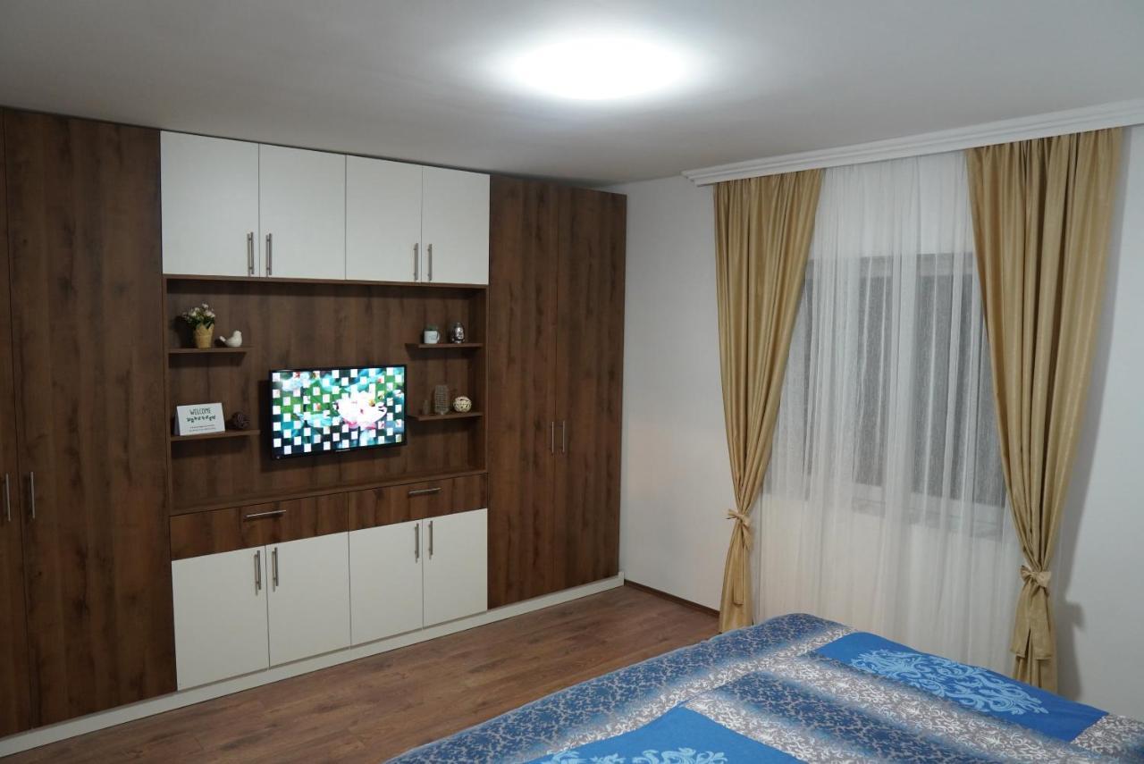 Apartments Manitovac M Niksic Exterior photo